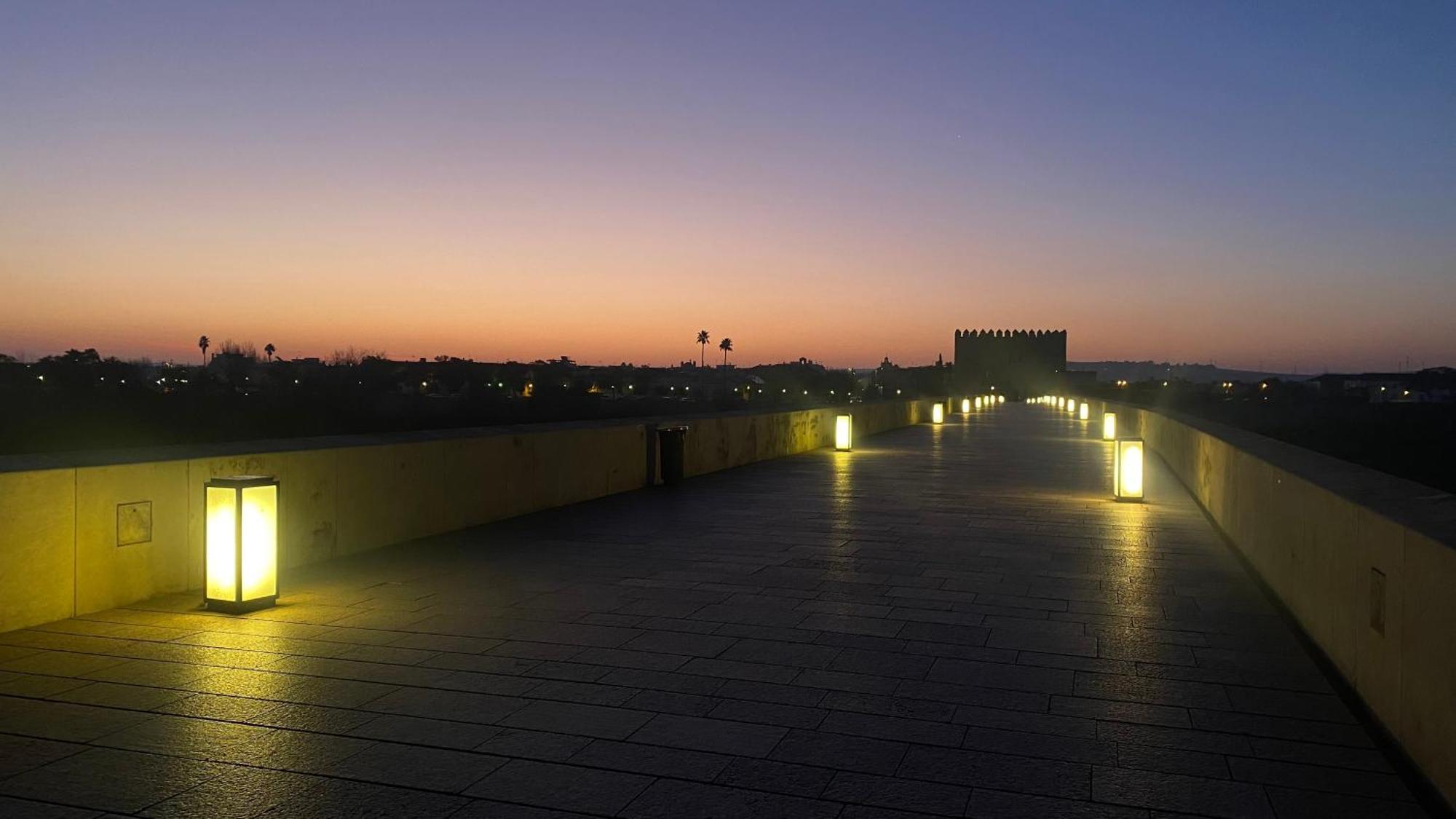 קורדובה Duplex Junto Al Puente Romano Con Gran Terraza Y Parking Privado מראה חיצוני תמונה