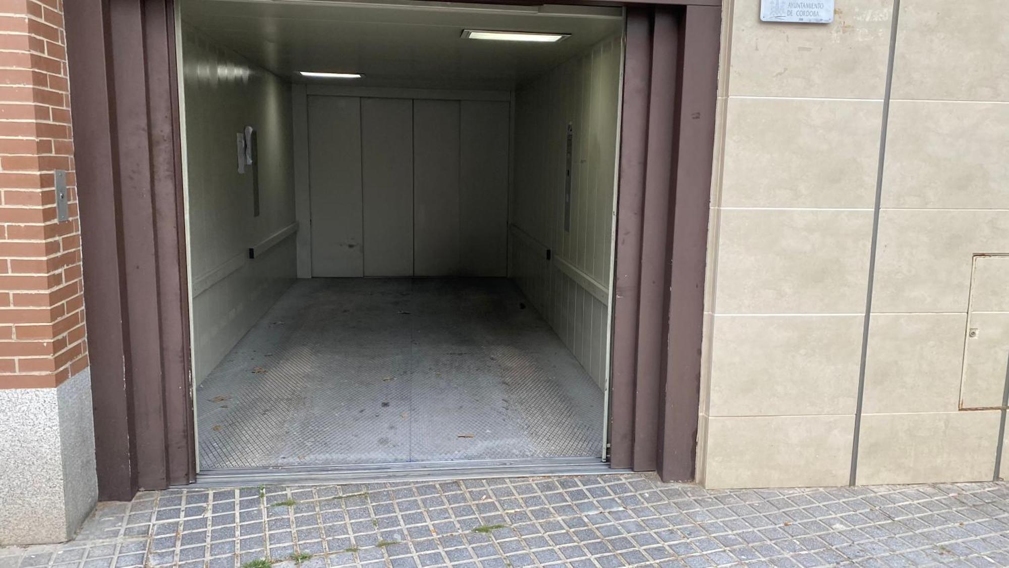 קורדובה Duplex Junto Al Puente Romano Con Gran Terraza Y Parking Privado מראה חיצוני תמונה
